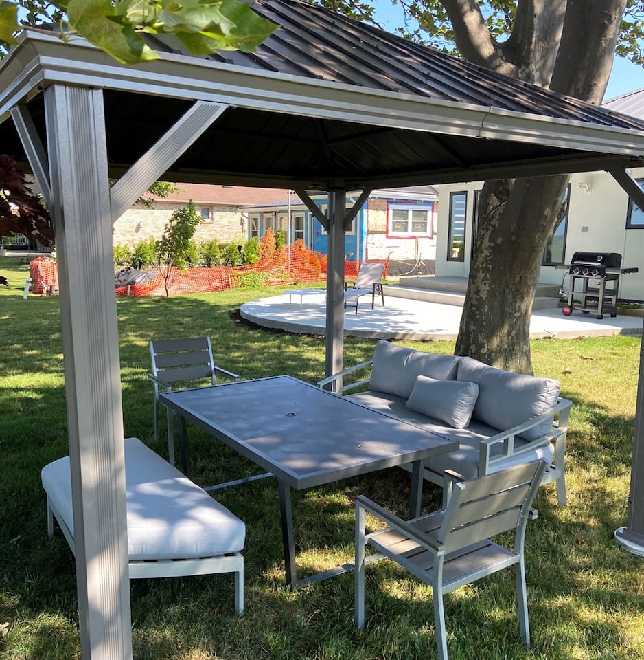 Covered Sitting Area