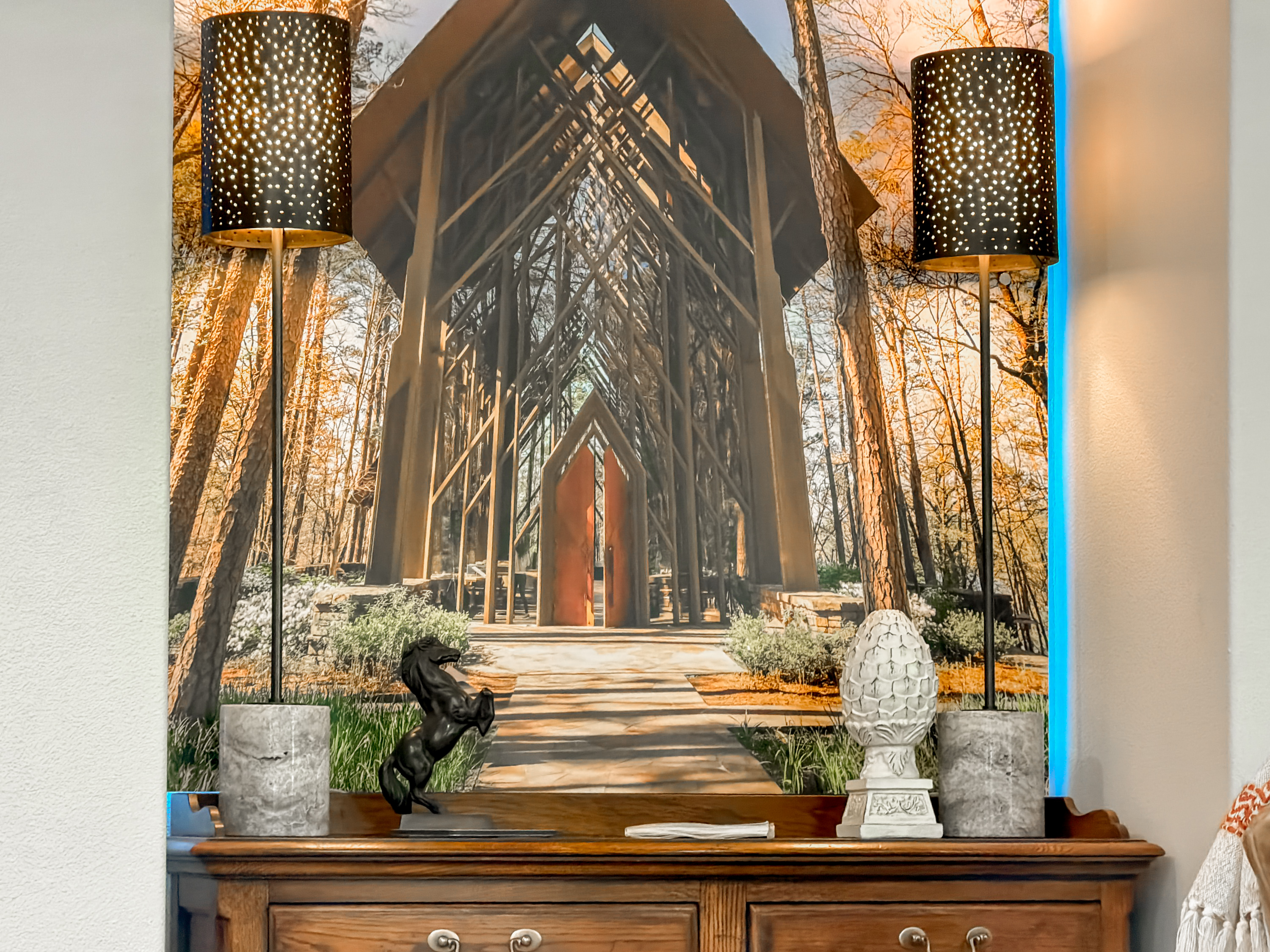 You’ll find custom Hot Springs scenery art throughout the house.