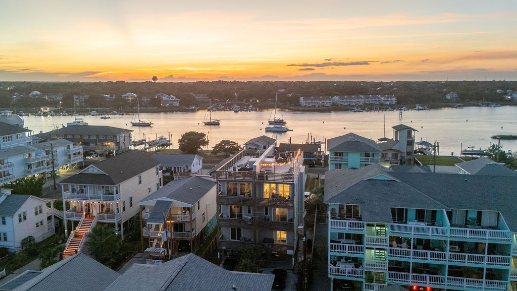 Rooftop Sunrise to Sunset