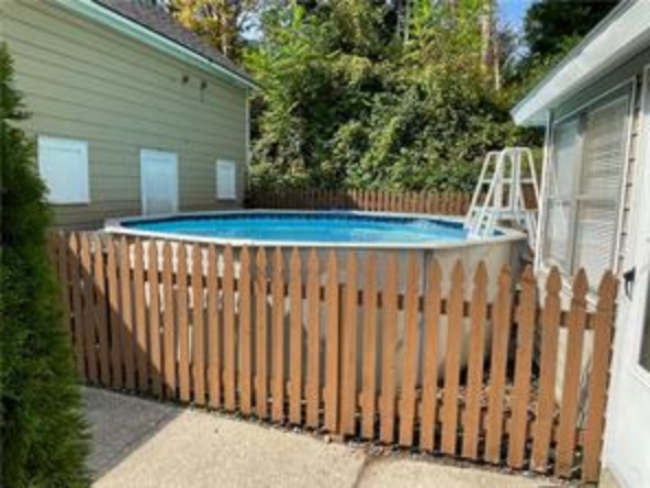 Cooperstown Cottage fenced in pool area. **Pool Closed after Labor Day**
