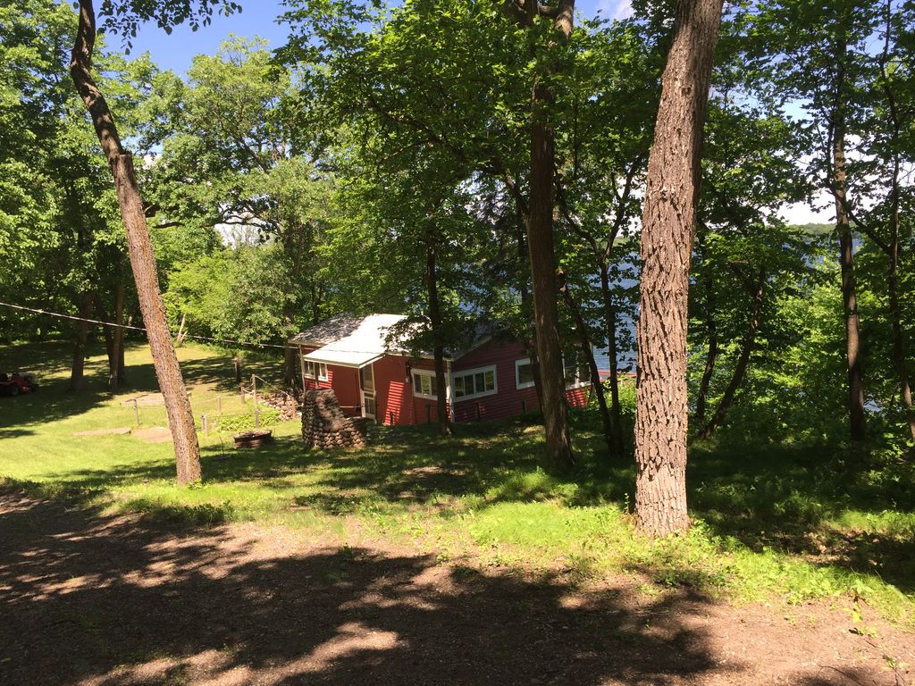 WEST INN Stuart Lake Cabin Source