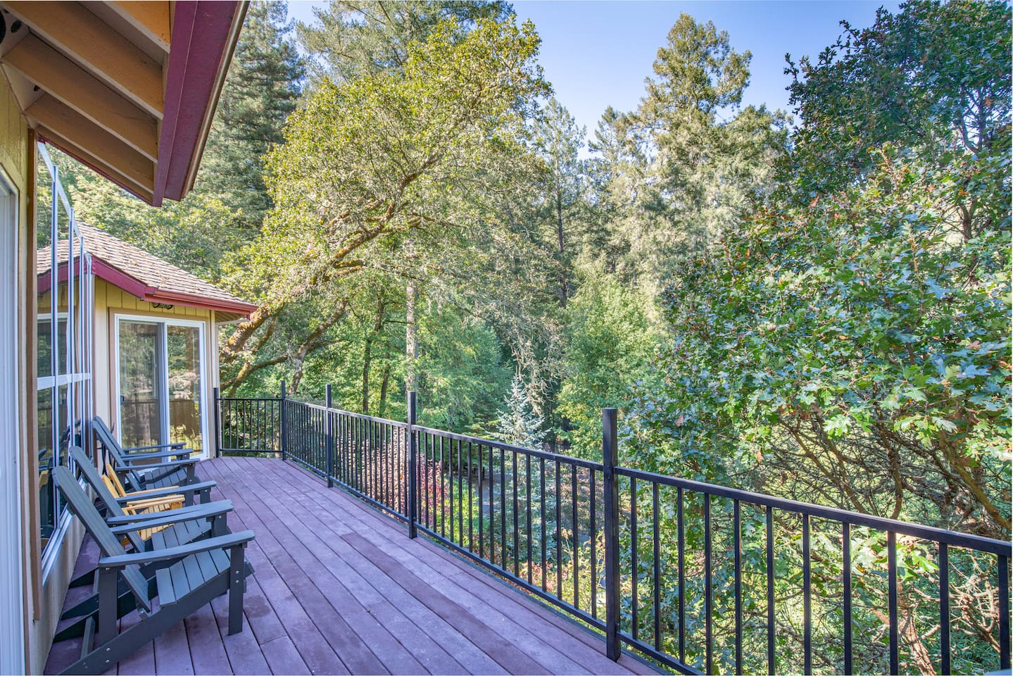 Pause and feel the invigorating fresh air surrounding you.