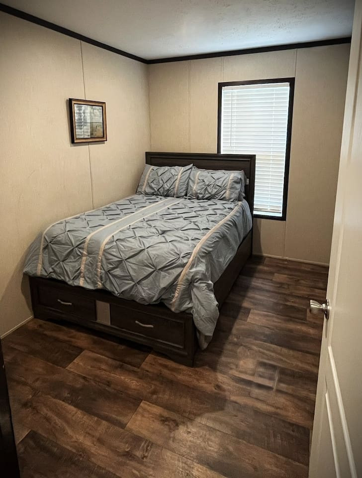 Full Bed