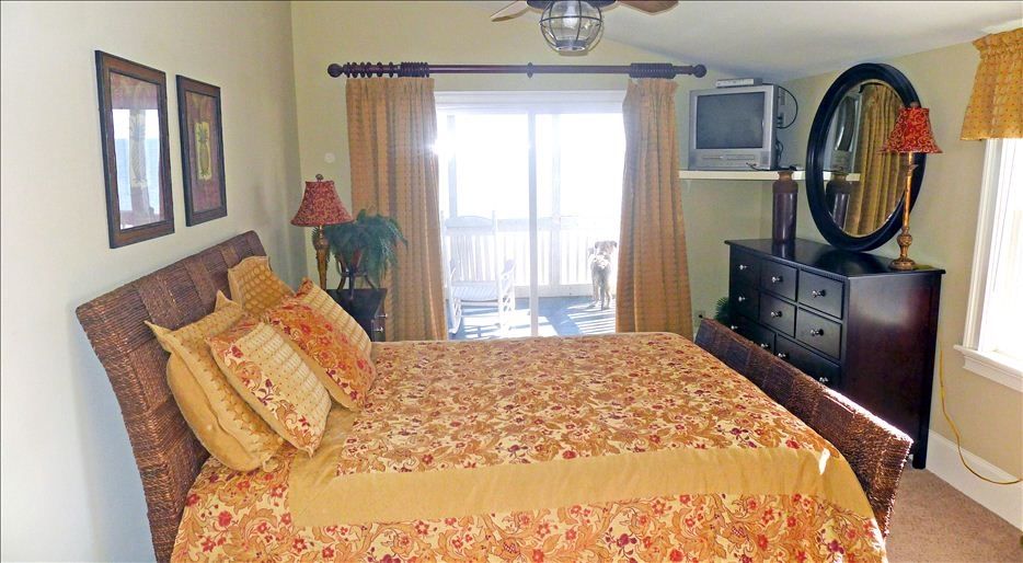 "Sandy Bottoms" Edisto Beach Vacation Rentals, LLC