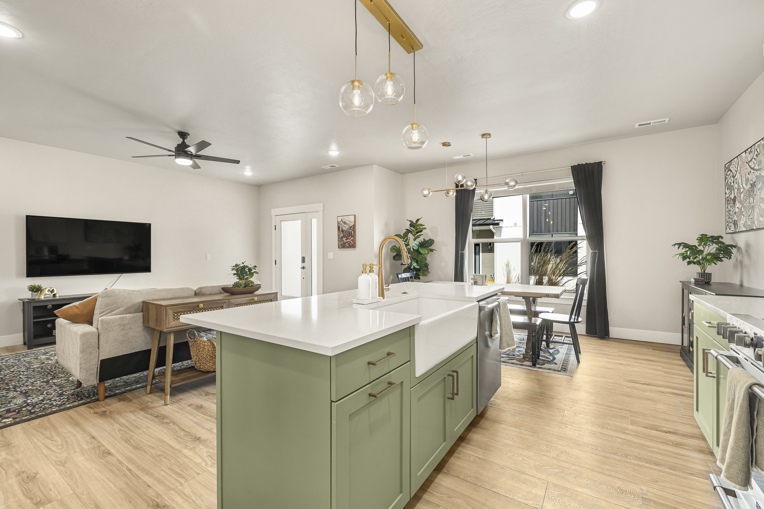 Kitchen, dining area and living room.