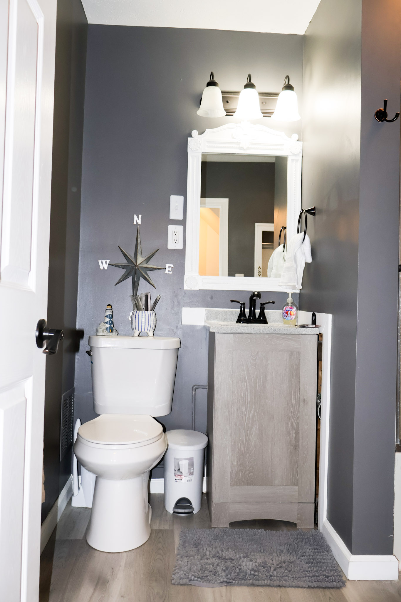 Full bath on second floor