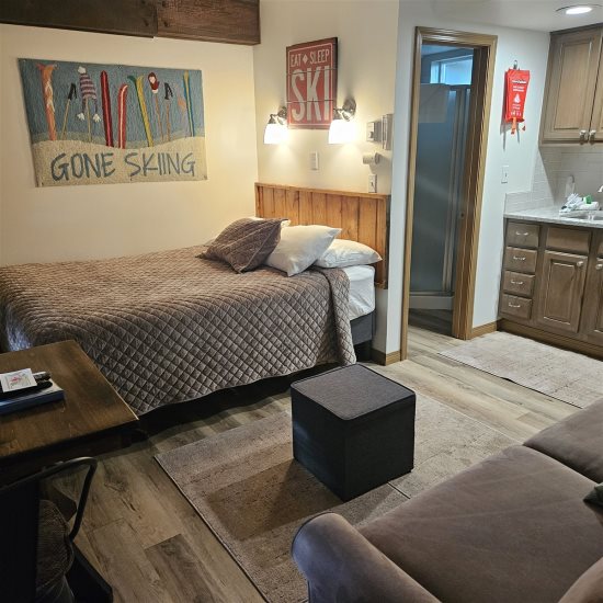 Livingroom area.