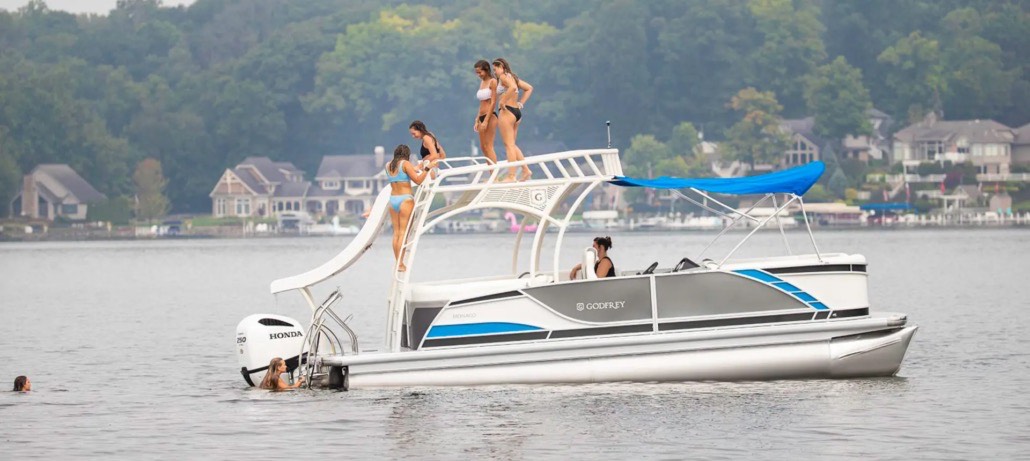 boats for rent through chartered-rentals.com