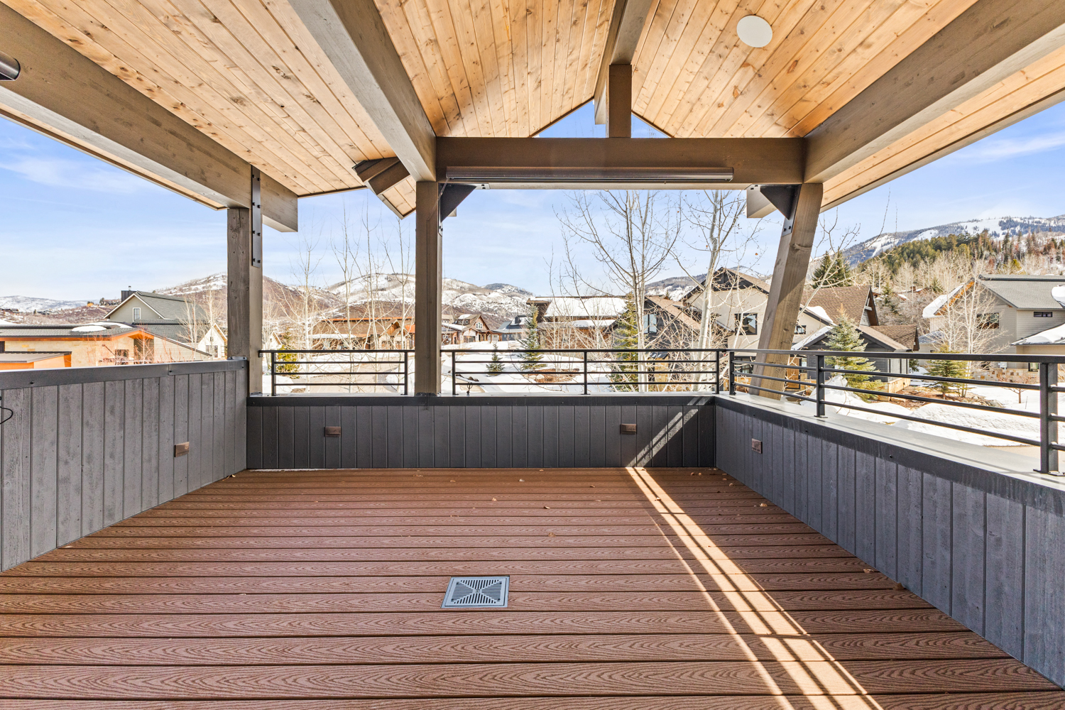 Upper Level Deck off of Bedroom 4