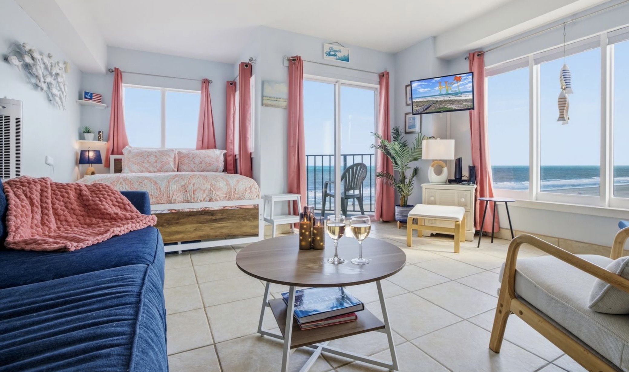 Gather around the table or relax on the sofa as oceanfront views fill the space with soft natural light. An intimate, elevated spot for slow mornings and easy evenings. ⭐