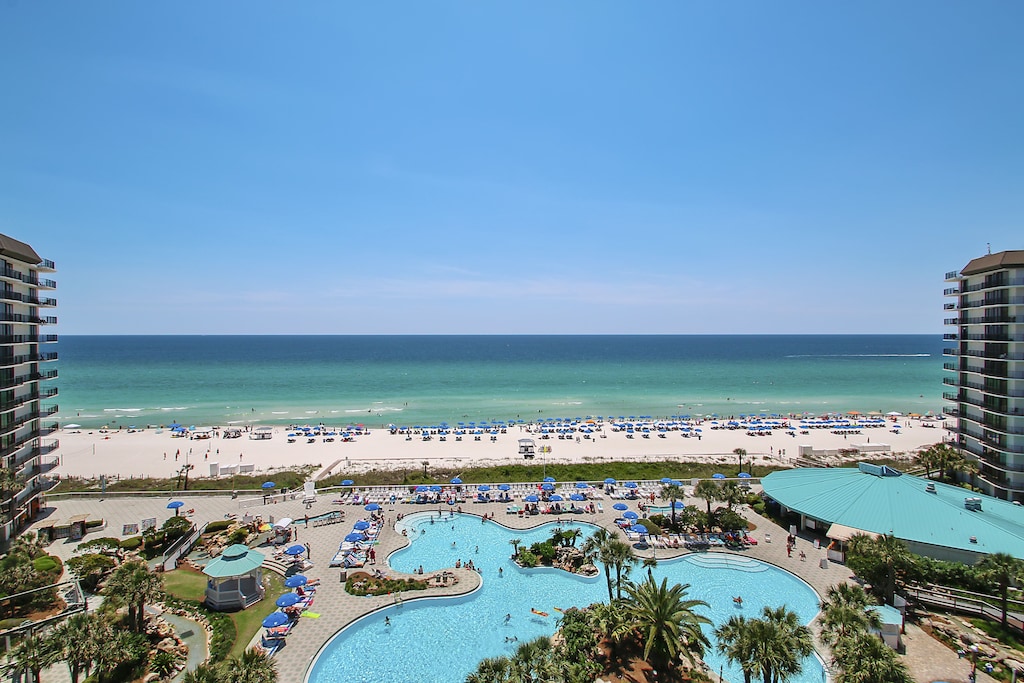 Lagoon pool
