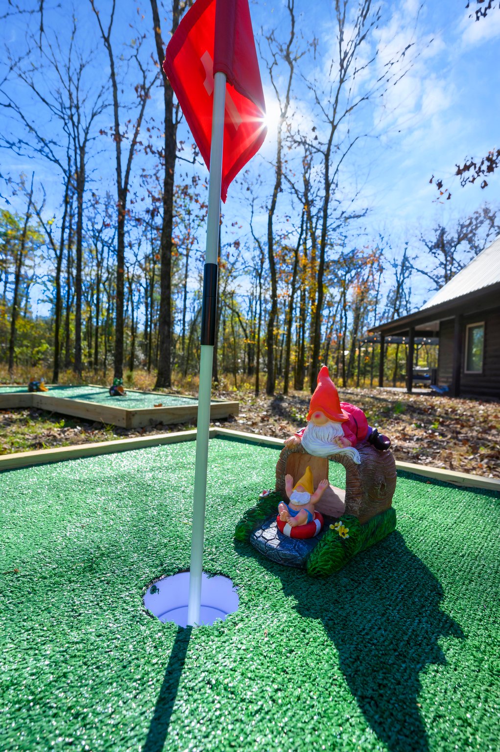 It’s the little things that make the difference! Our mini golf course is filled with charming details that bring fun to every swing.