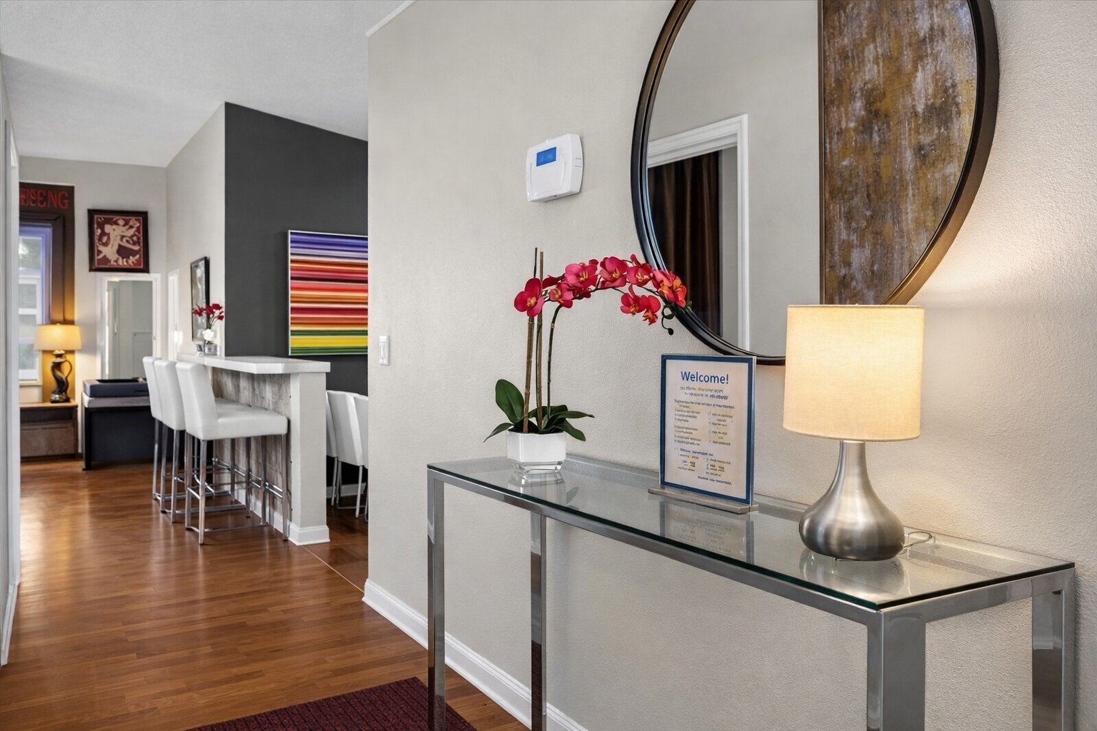 Entry area with a welcome note for you