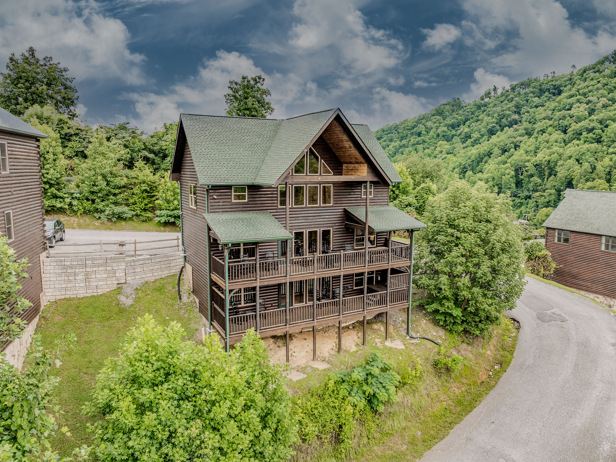 This is the musician’s mountain hideaway — a place to slow down, gather, and enjoy the Smokies after years on the road.