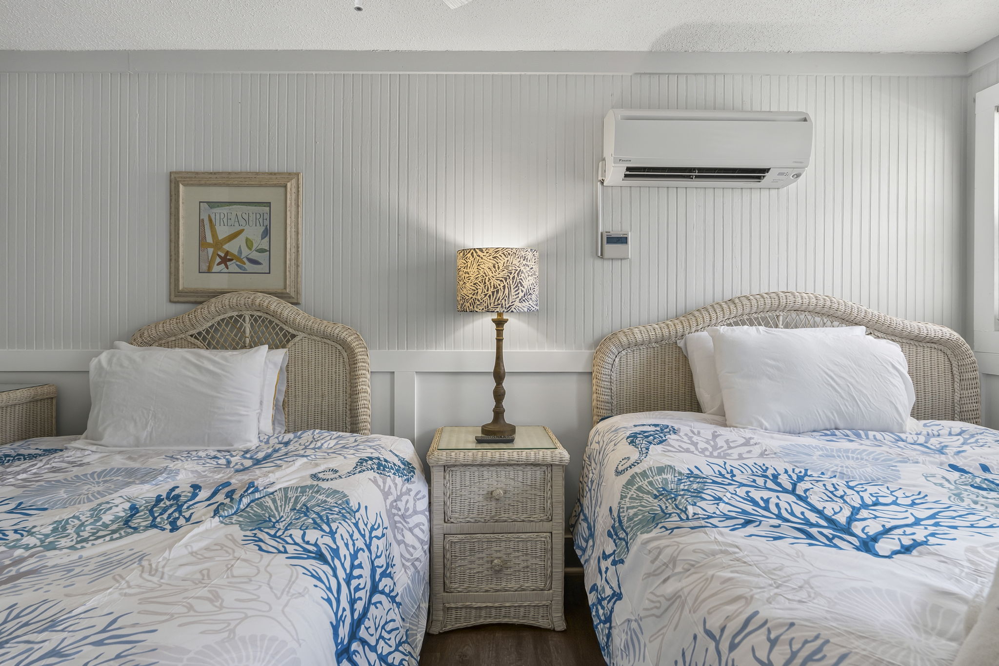 Two Queen Beds in the Second Bedroom Unit 1