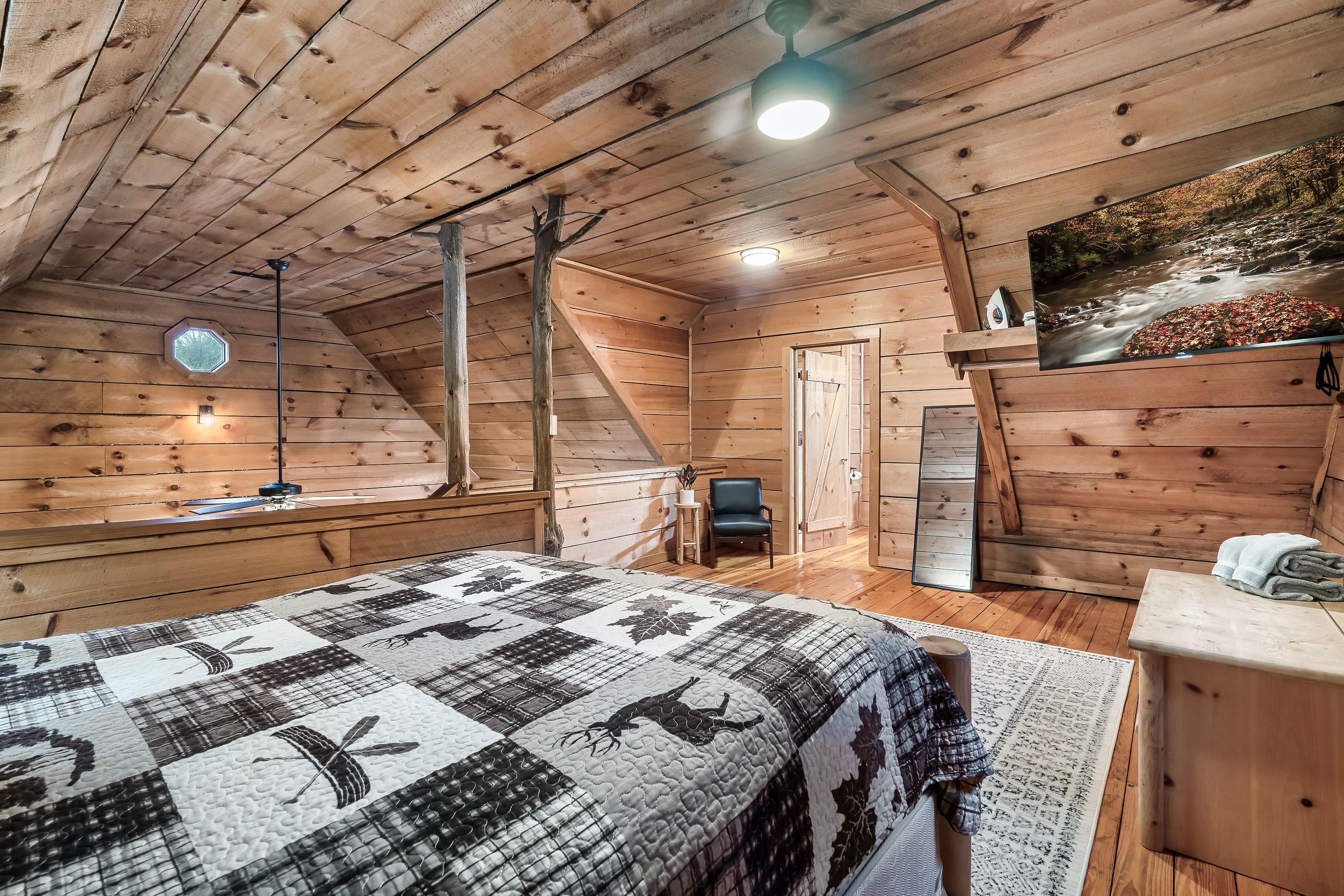 Upstairs queen with plenty of space to spread out