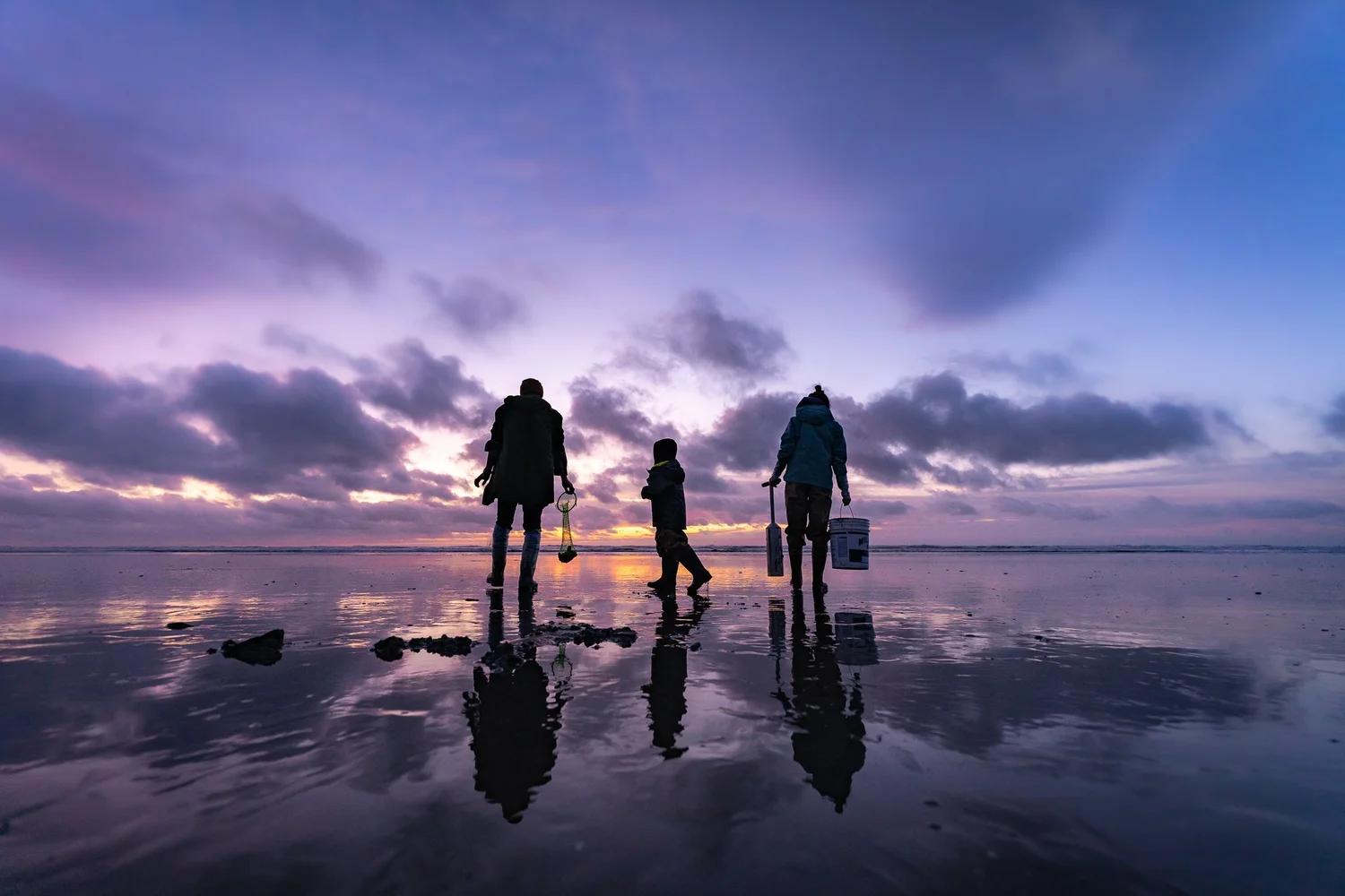 {Razor Clam Beach} Experience one of Westport's favourite traditions with seasonal razor clam digging along miles of wide, sandy beaches.