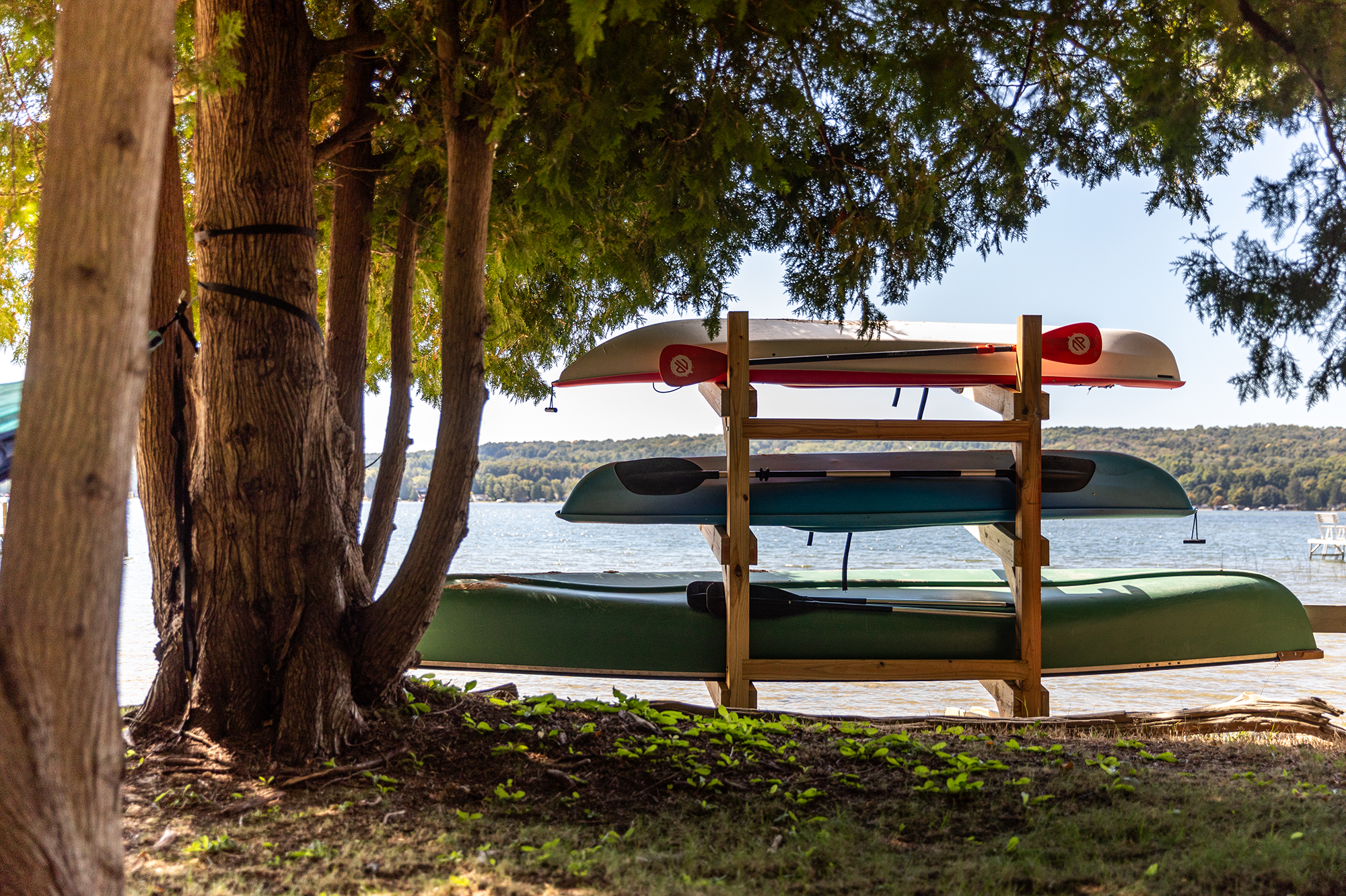 Your rental includes 2 kayaks, a canoe, and a paddleboat.