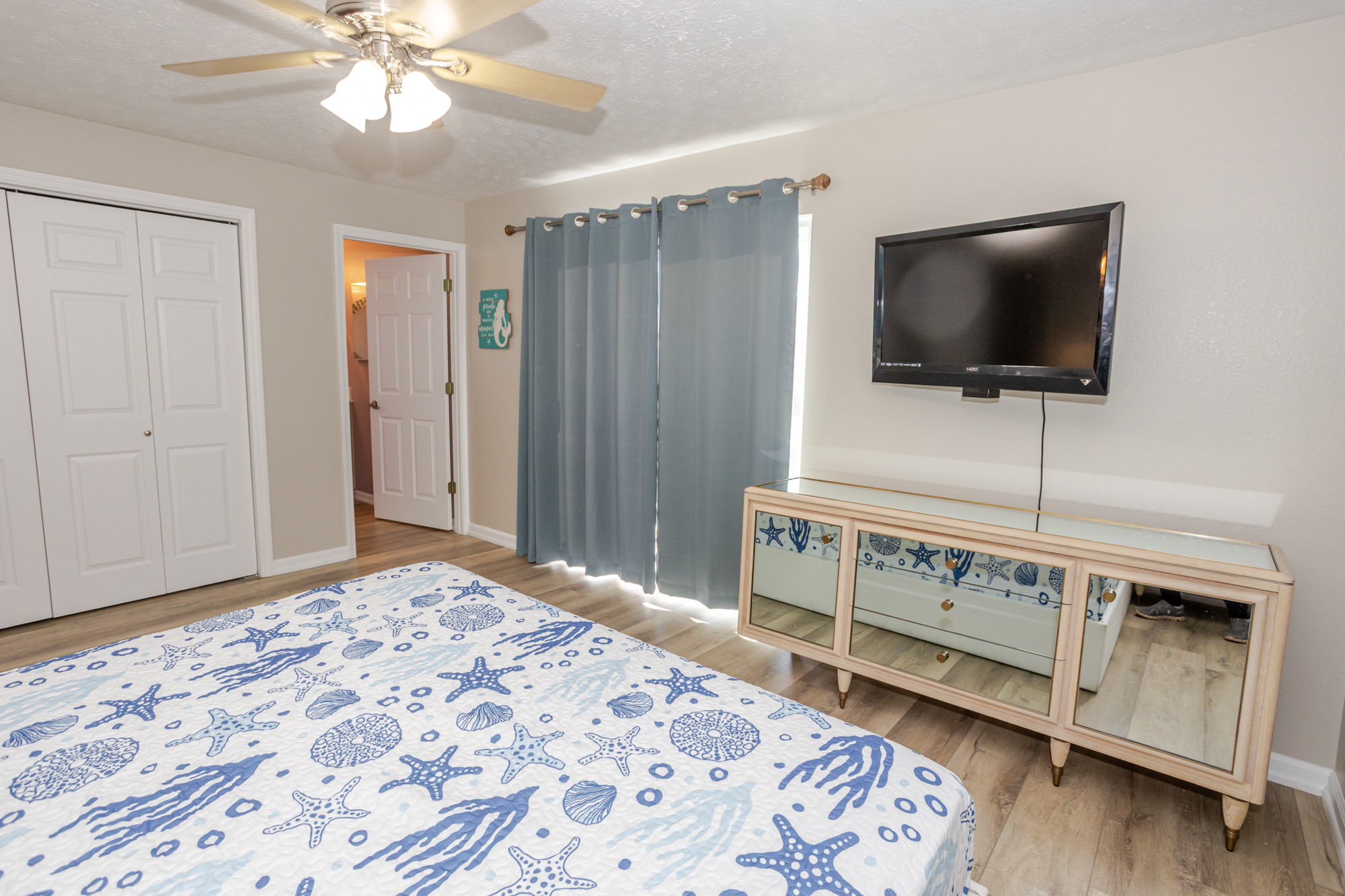 King bedroom 2-Master