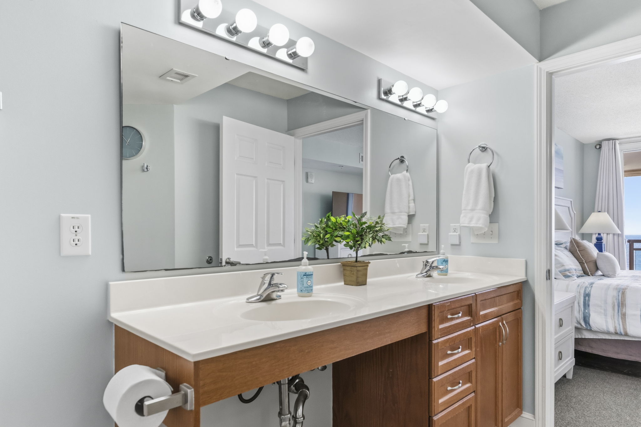 Ensuite bathroom connected to the Master Bedroom