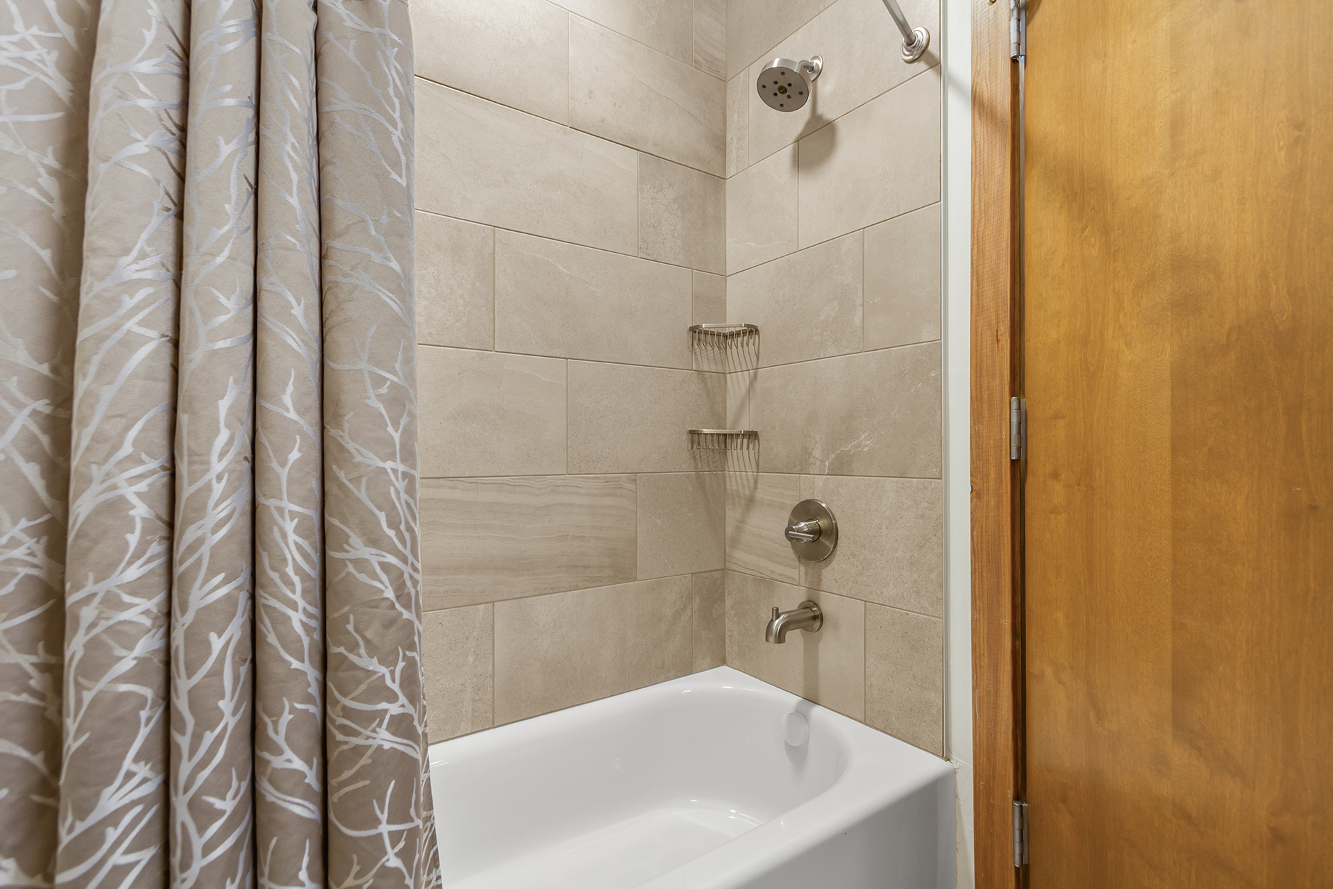 full size bathroom off Main Living area