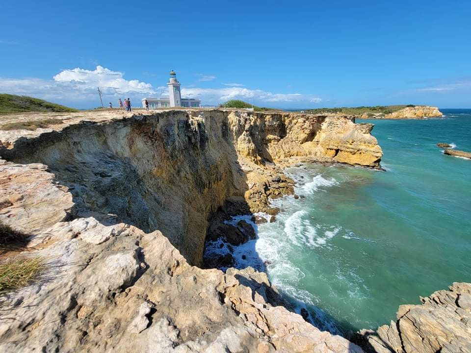 Scenic Overlook: Stunning coastal views and a historic lighthouse await your exploration in Cabo Rojo.