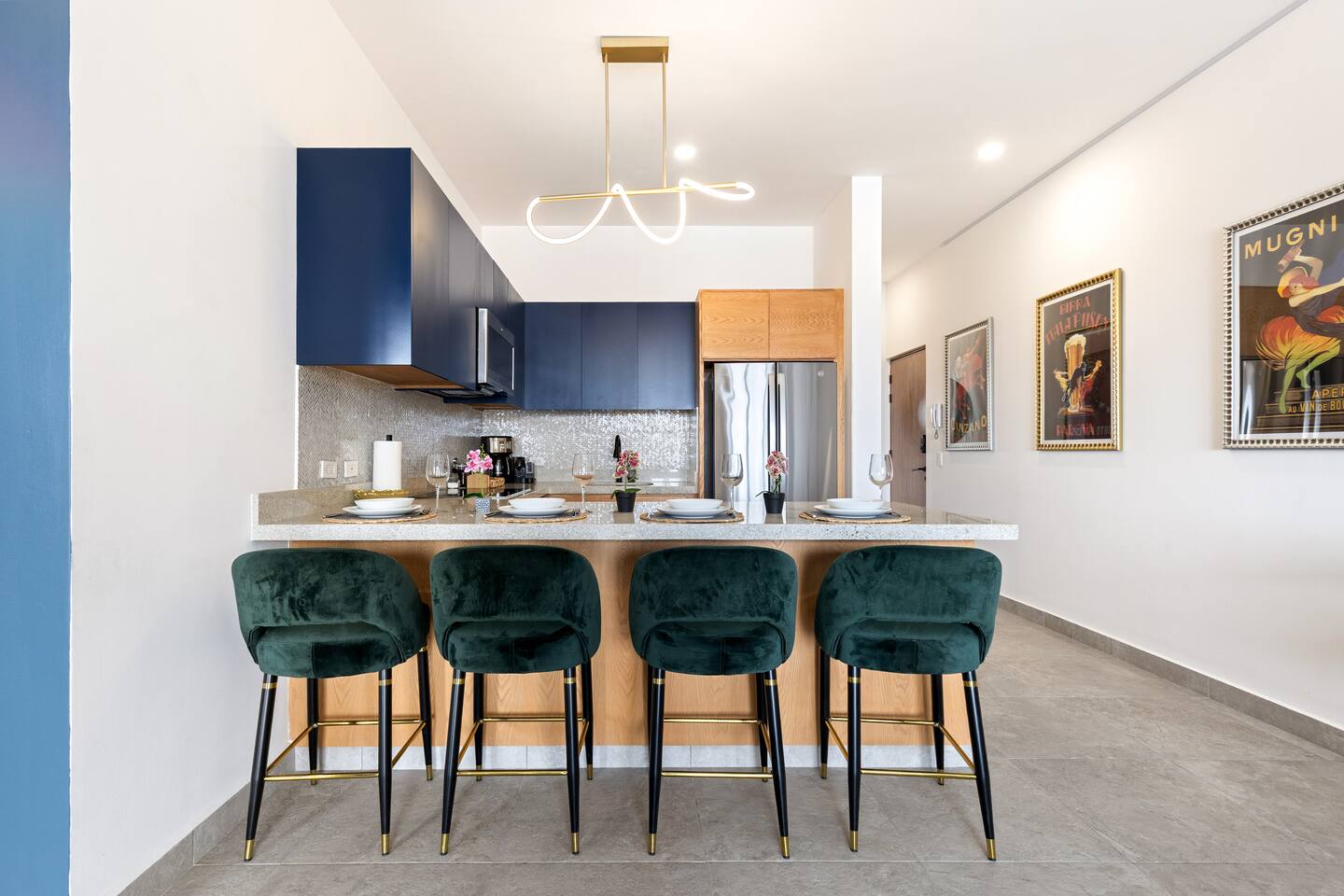 Enjoy the open layout facing the kitchen, where modern design meets functionality, perfect for cooking and socializing.