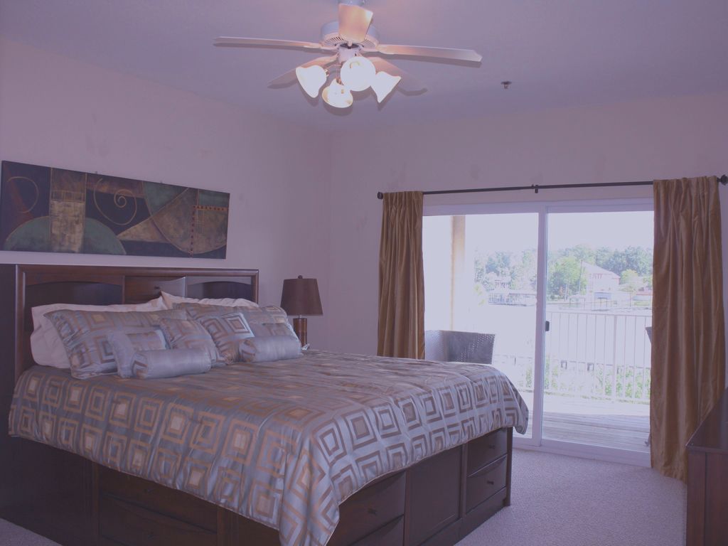 Master bedroom with water view.
Typical 3 BR unit