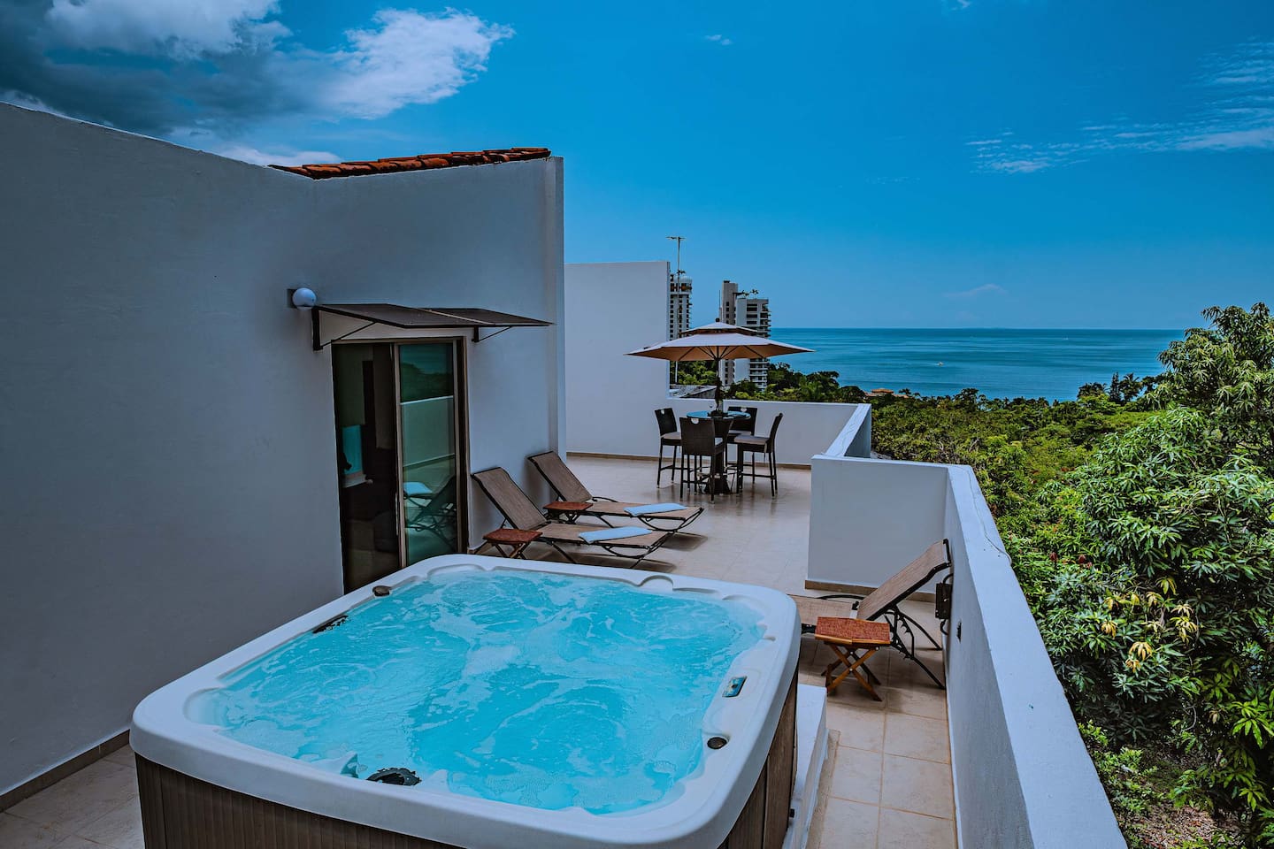 Hot Tub with Ocean & Mountain Views