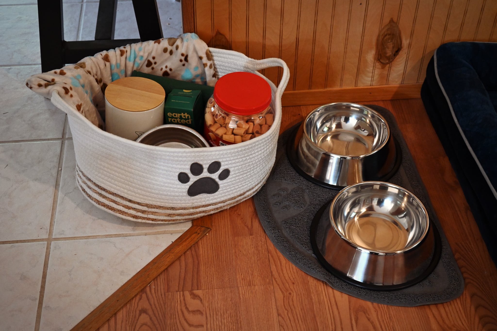 Doggy bowl, doggy treats, mat, bed and blanket provided :)