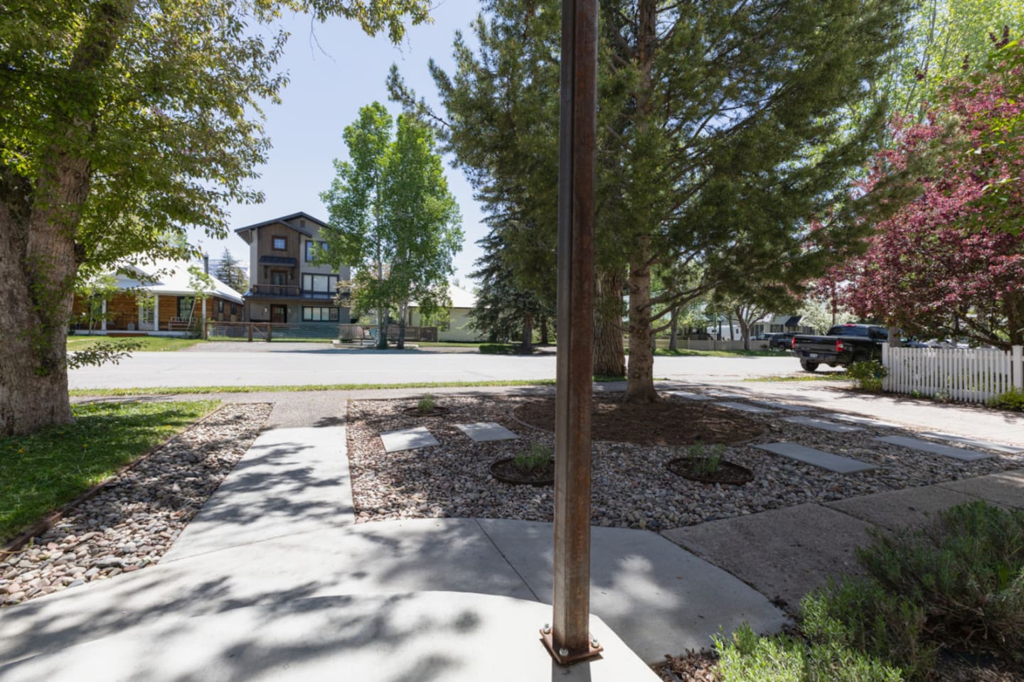 467 7th Street- lo res-10