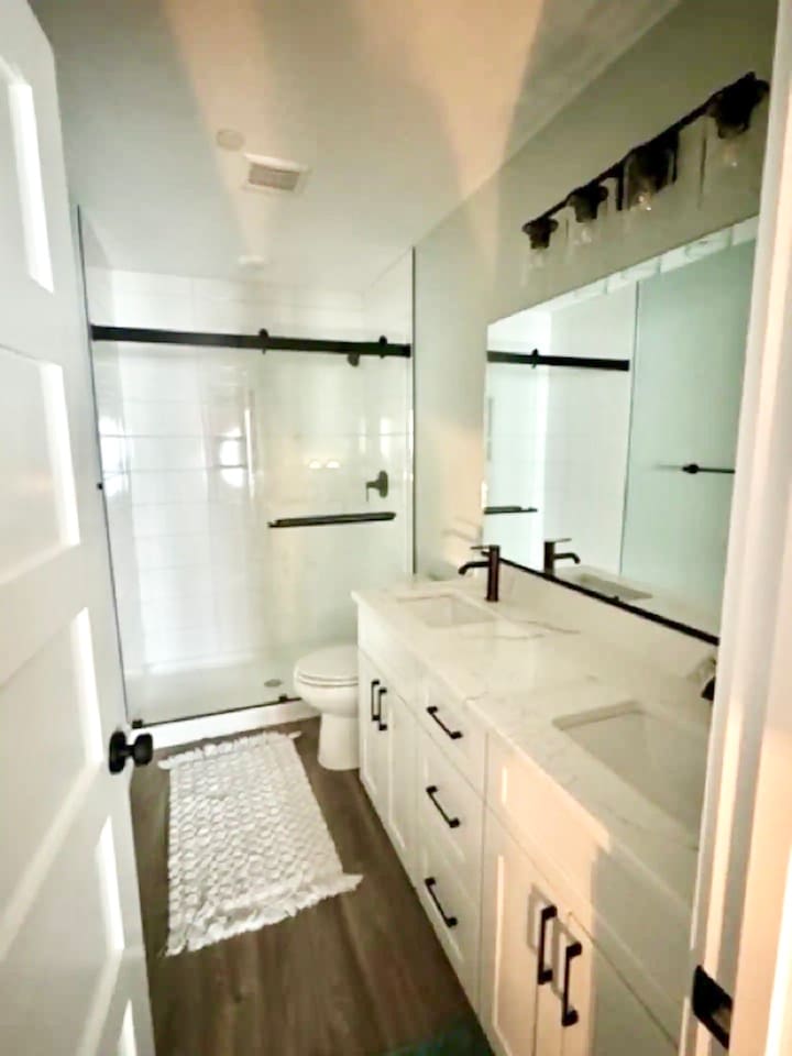 Ensuite
