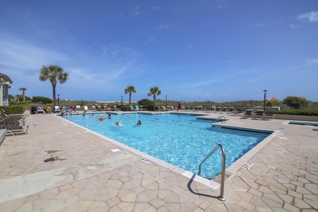 Beach Club Oceanfront Pool