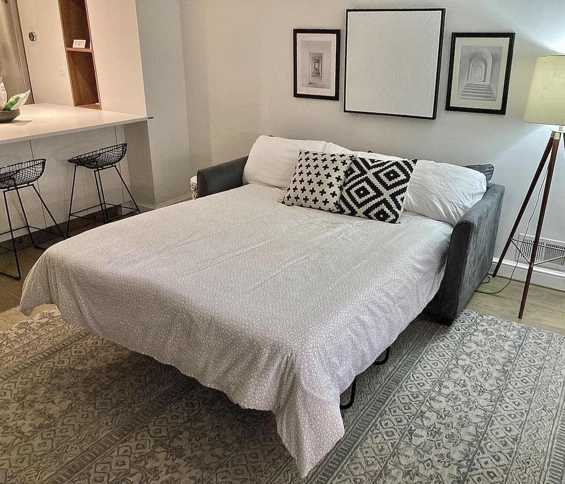 Queen Sleeper Sofa Bed (1st Floor).