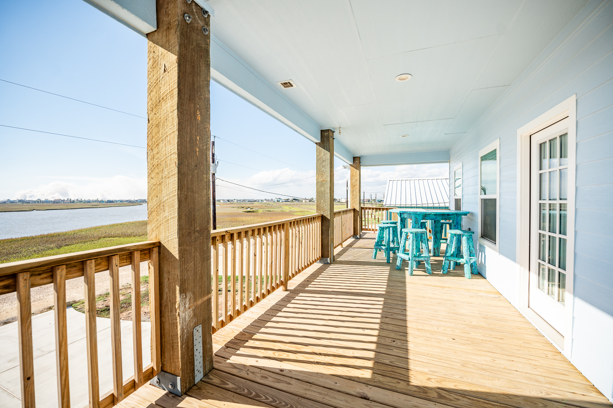 front balcony, overlooking Dead Caney Lake