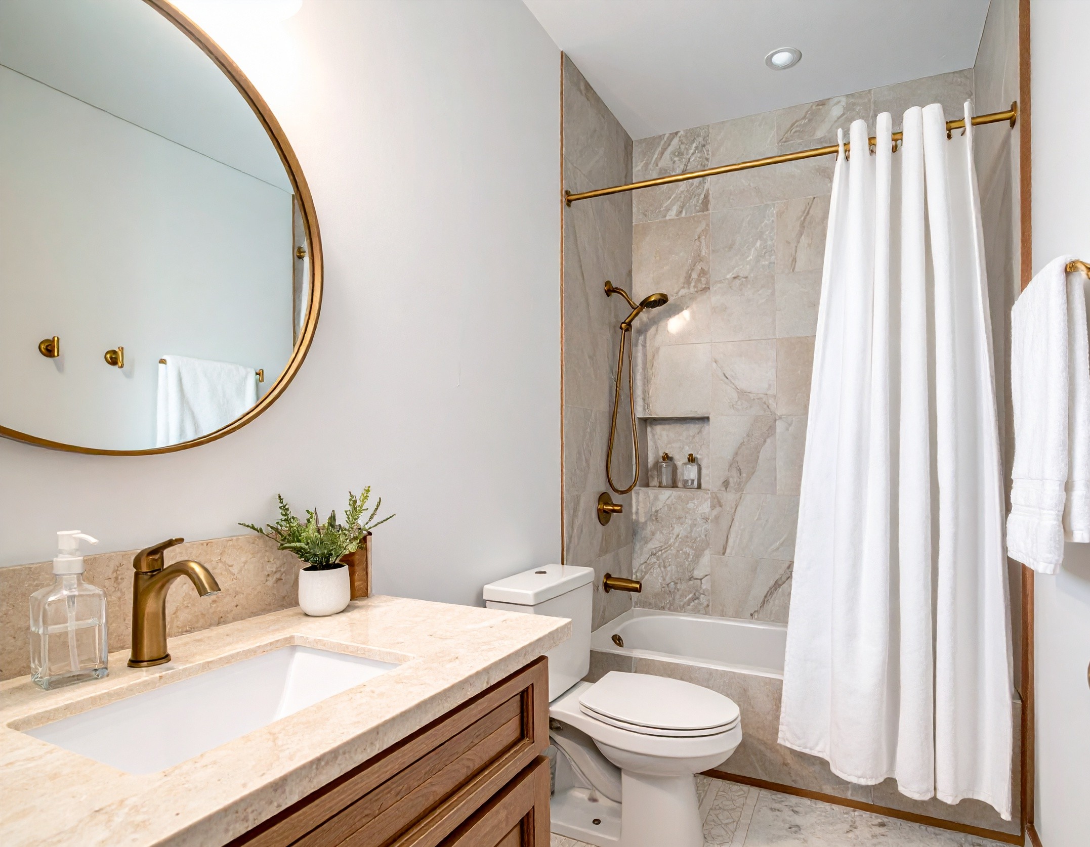 Full bathroom 3 of 3 | Representative Interior. Décor / Finishes May Vary.