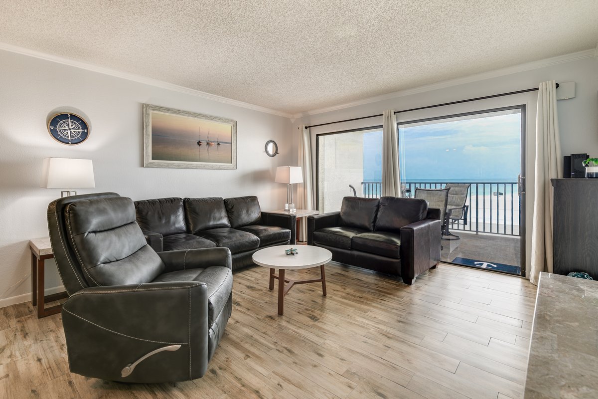Modern Oceanview Heated pool overlooking Mad Beach 5