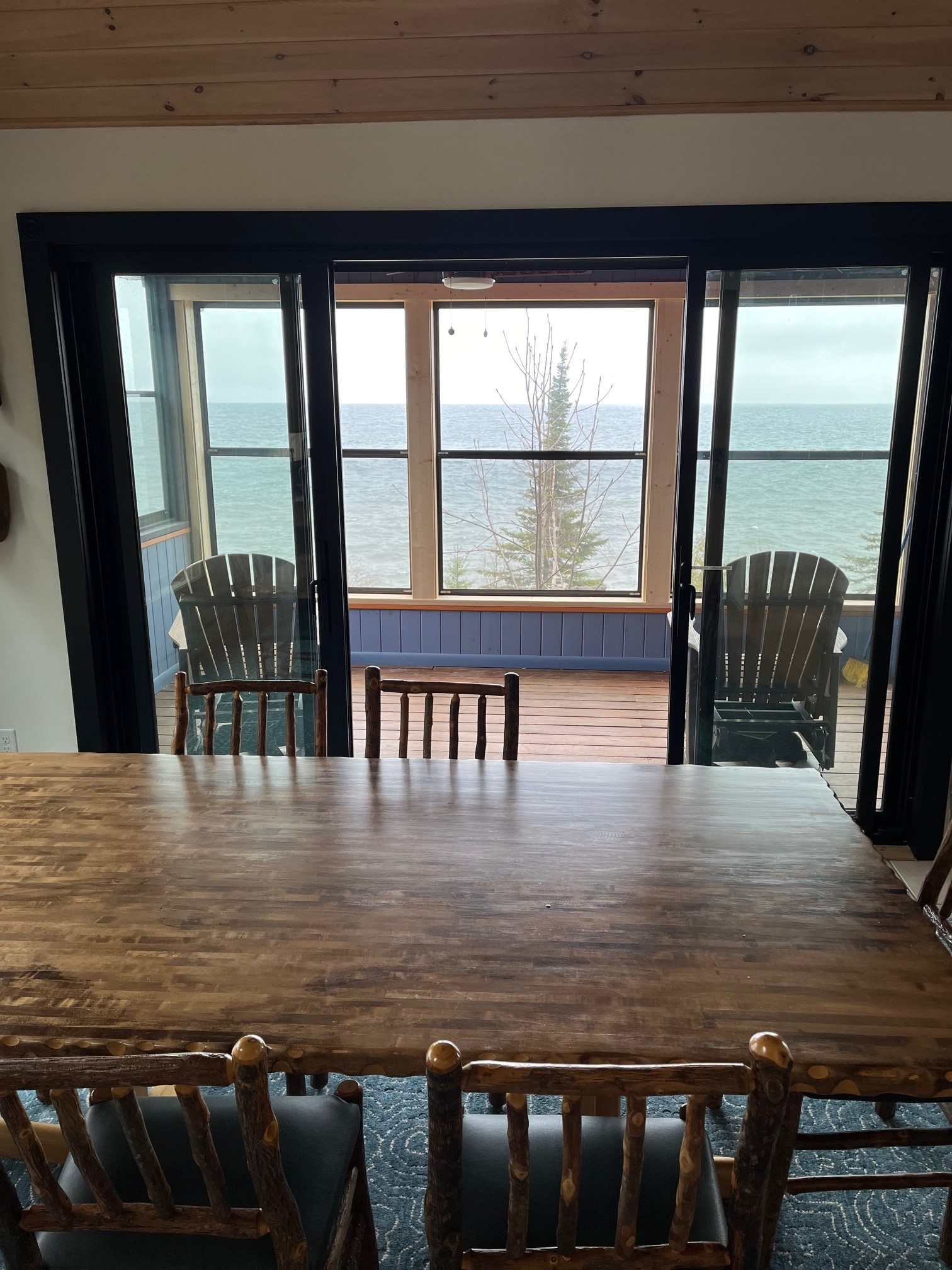 3 Season porch offers great view of Lake Superior. 
Perfect for morning coffee or tea. 