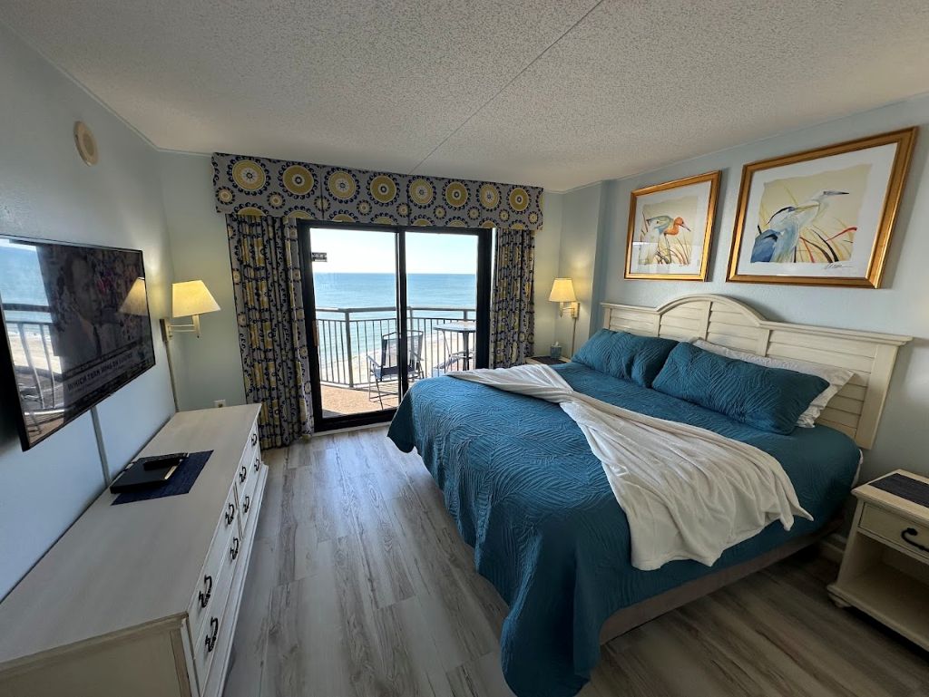 Master Bedroom-King Bed