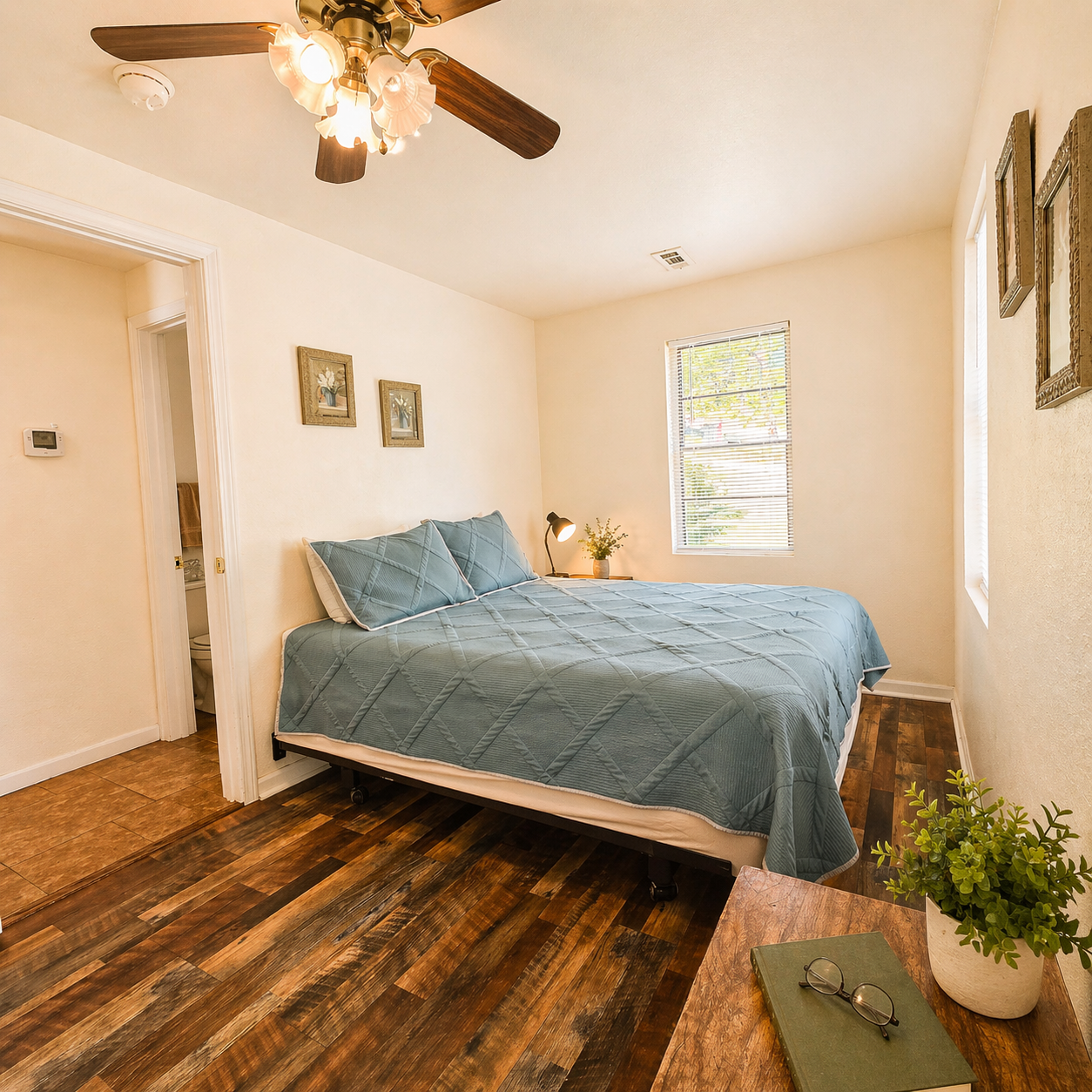 Bungalow #6 Bedroom