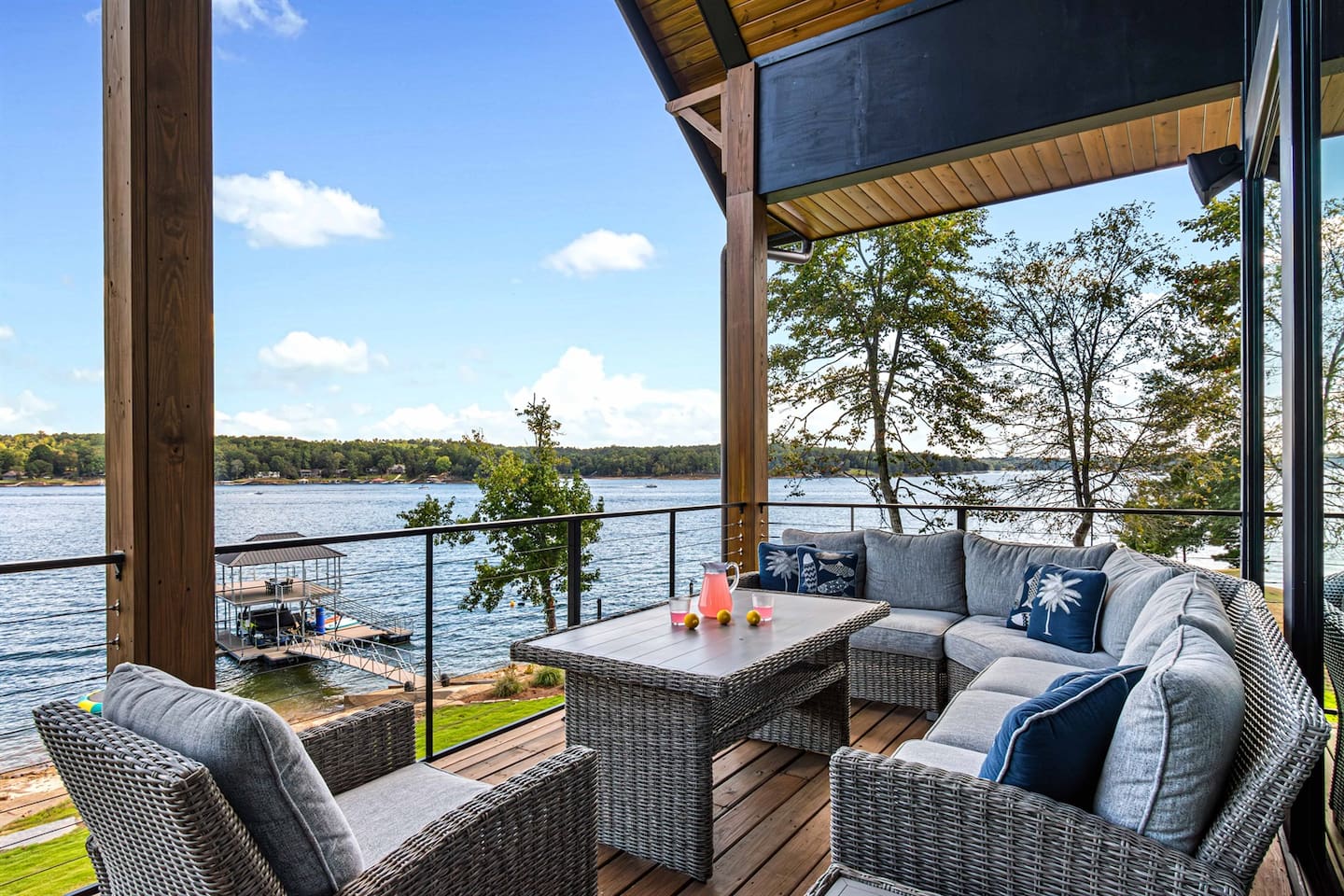 Drinks, views, and fresh air — your outdoor happy place.