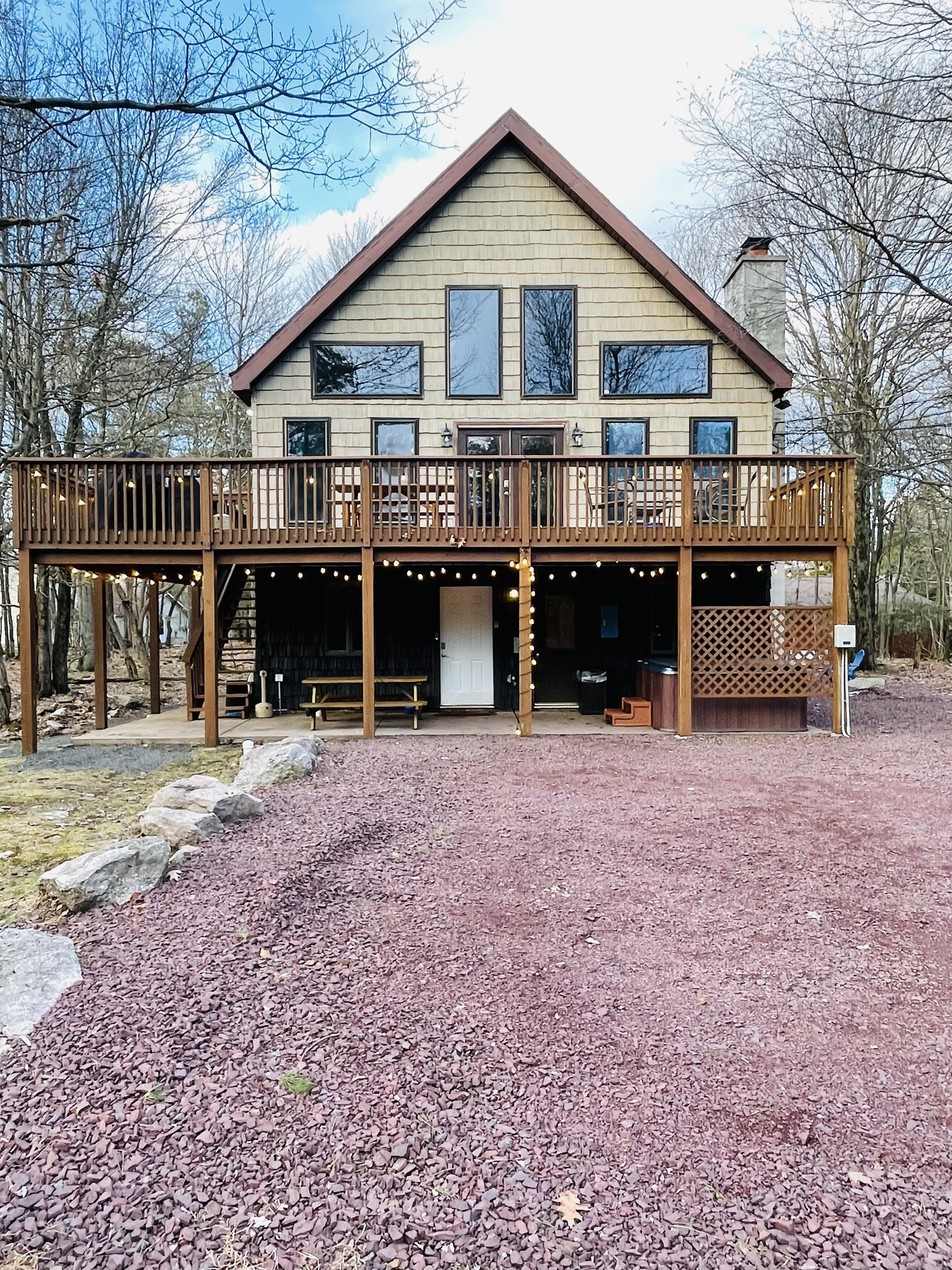 54 Pineknoll