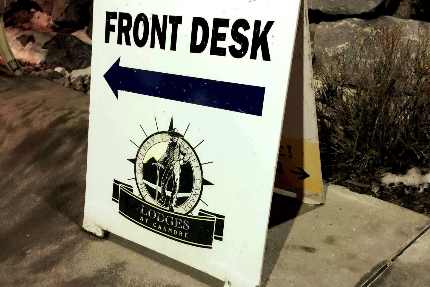 24/7 reception, concierge, and information service.  