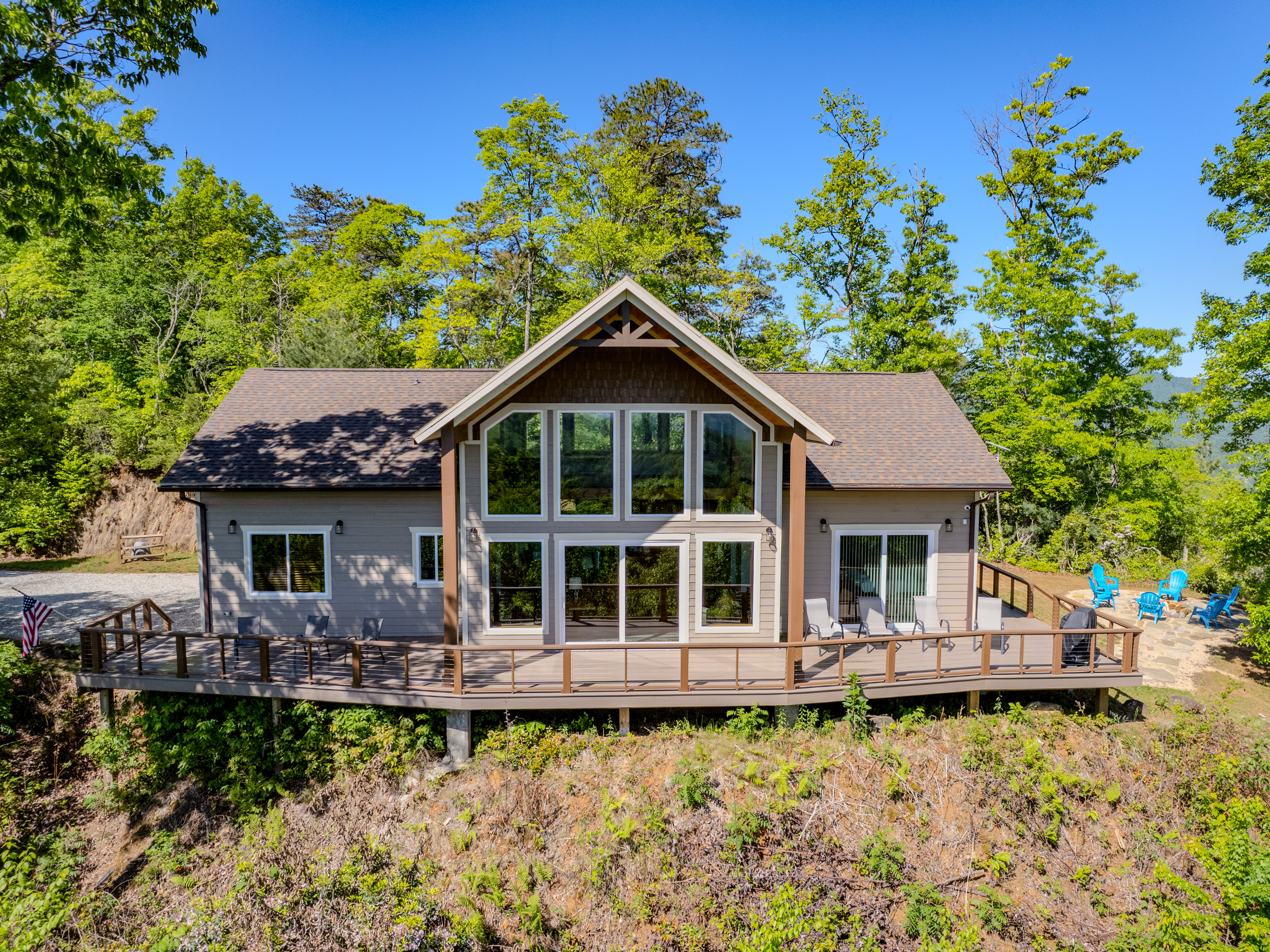 Front View of the Cabin