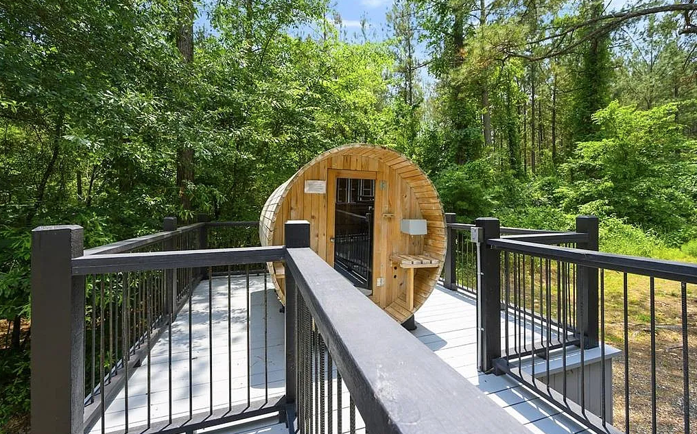 Unique outdoor sauna for a relaxing and wellness experience.