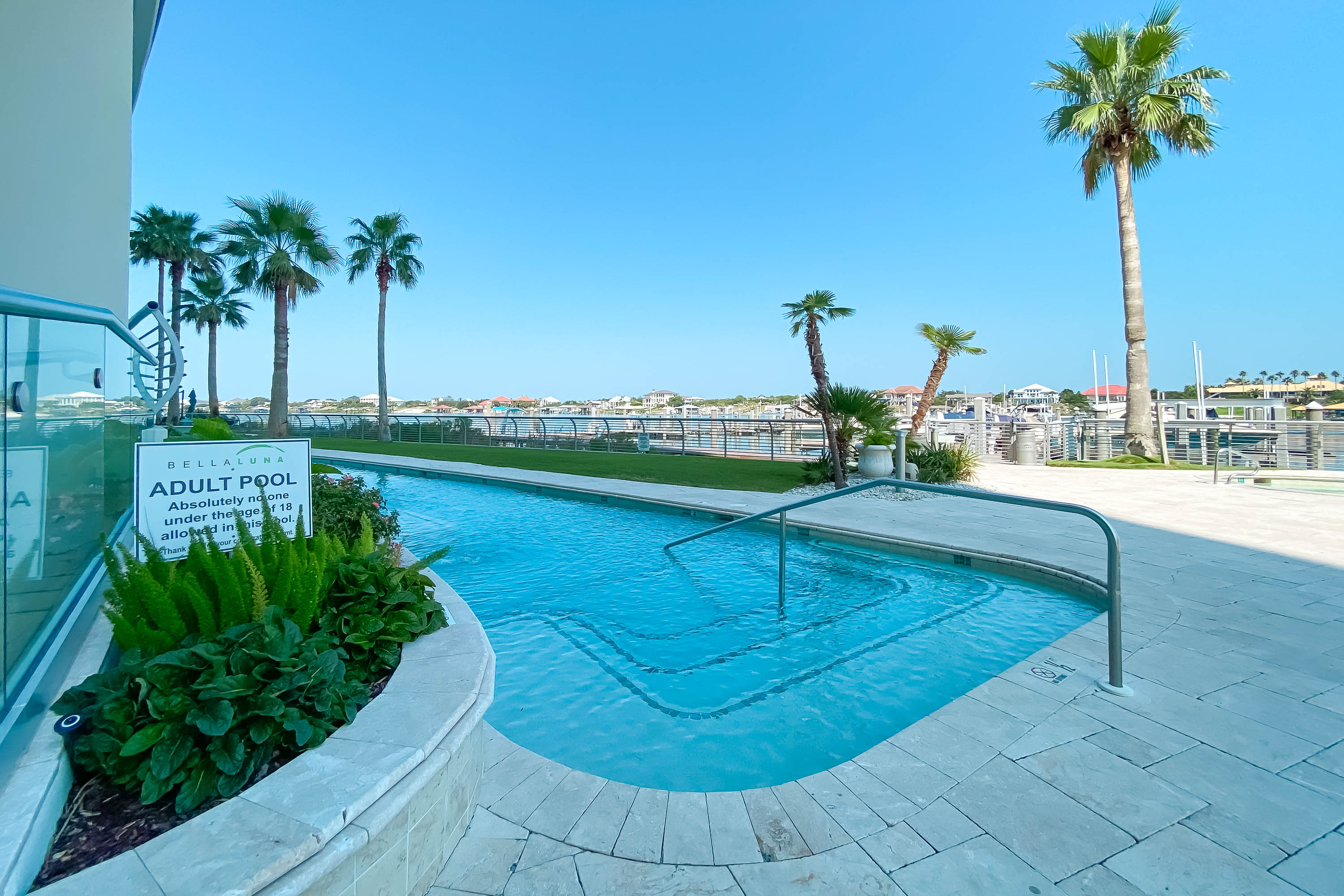 Your haven for grown-up relaxation. Discover the quiet elegance of Bella Luna's adult-only pool and leave the everyday behind.