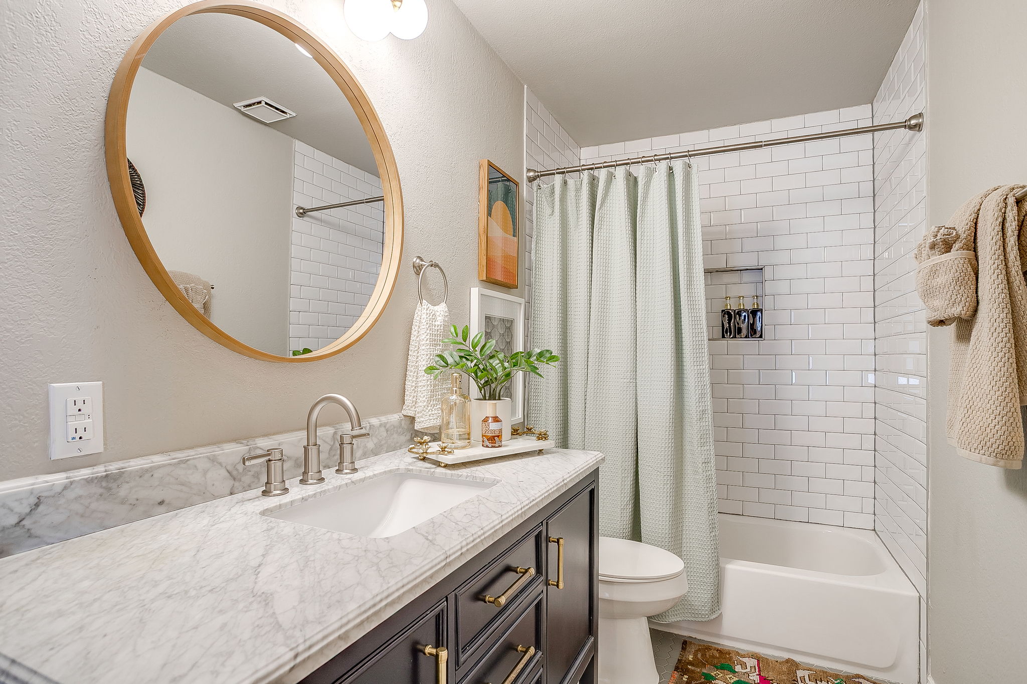 Hall Bathroom