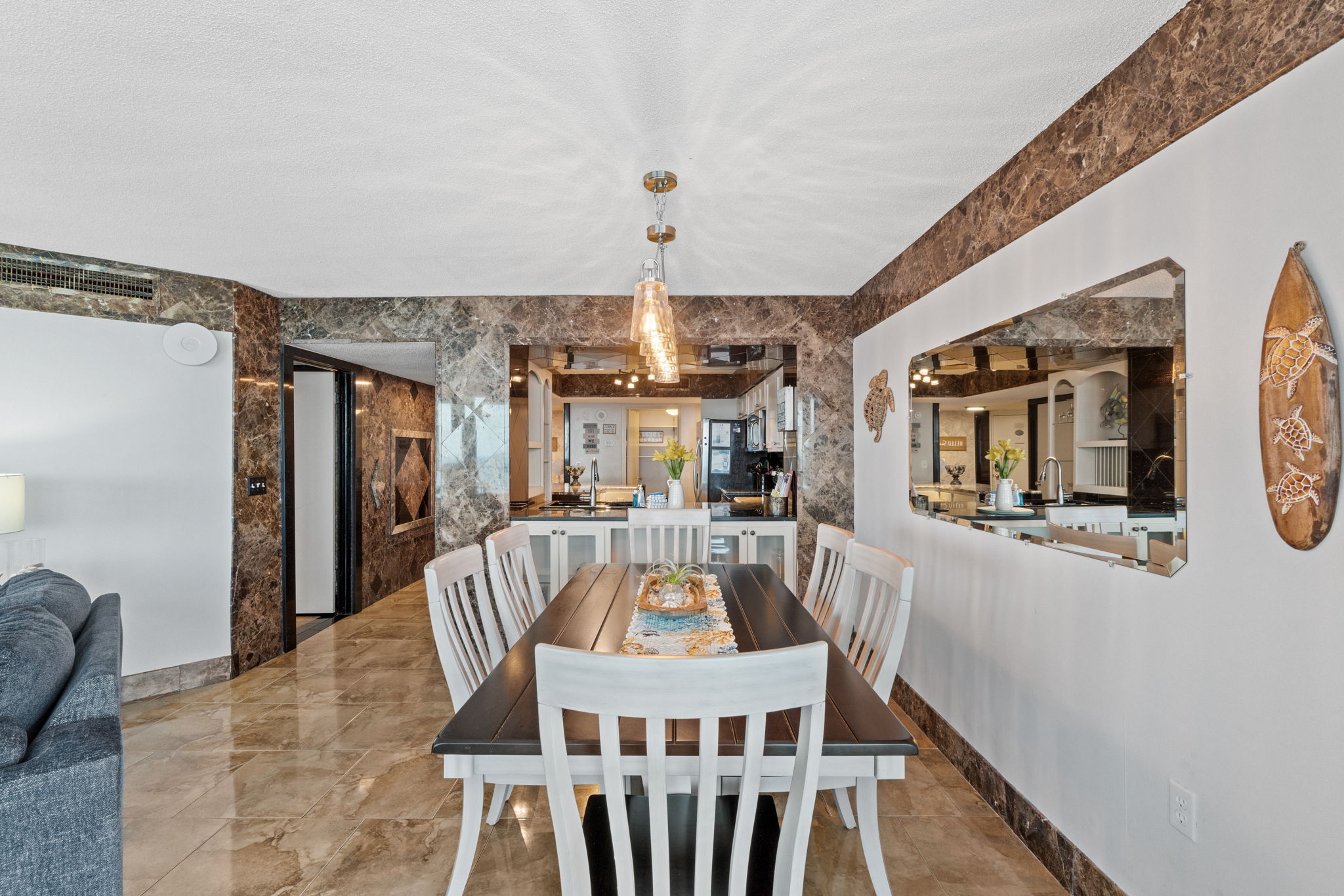Dining space Seating for 6 