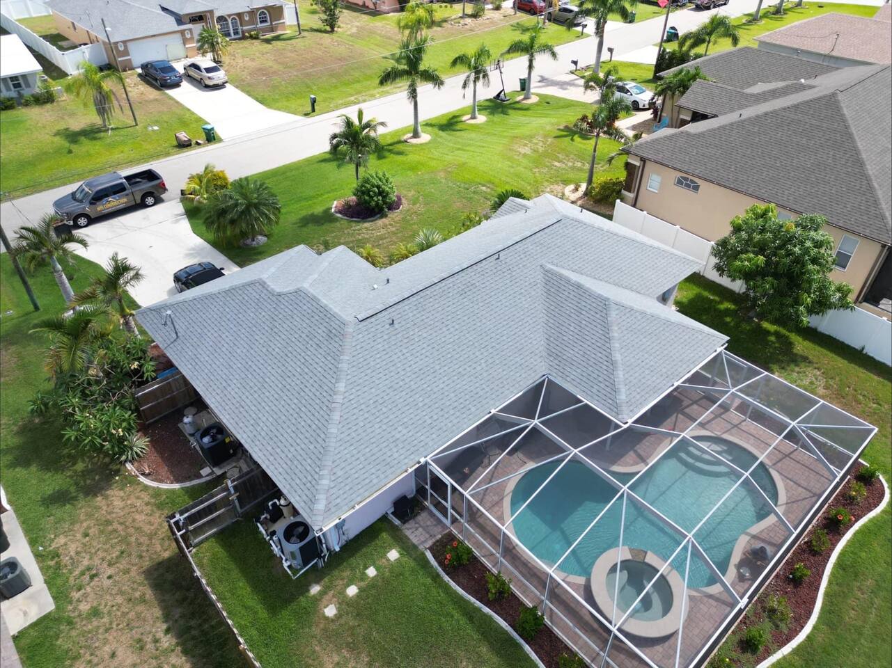 Villa Marion-Pool areal view