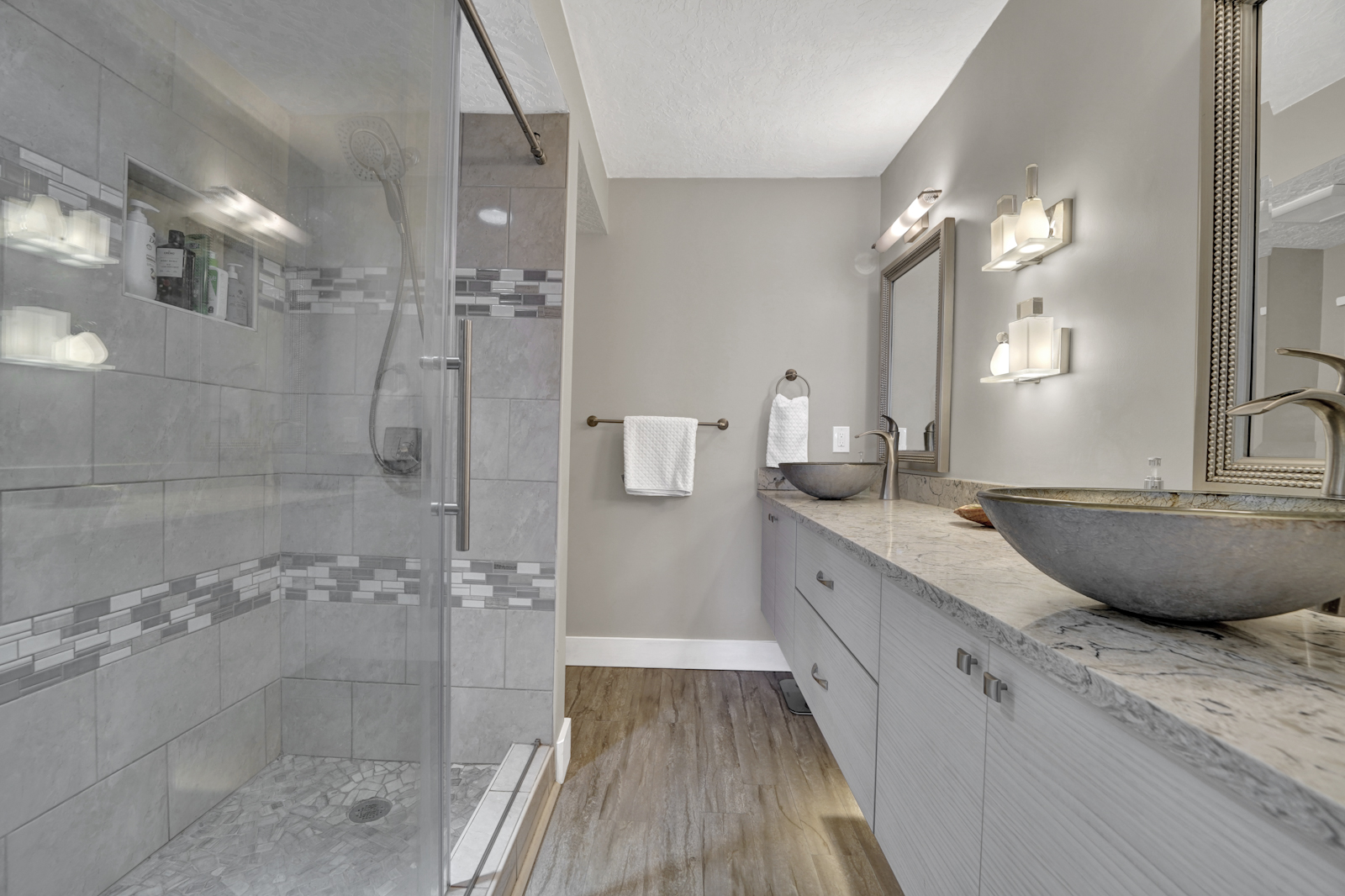 Master Ensuite Bathroom